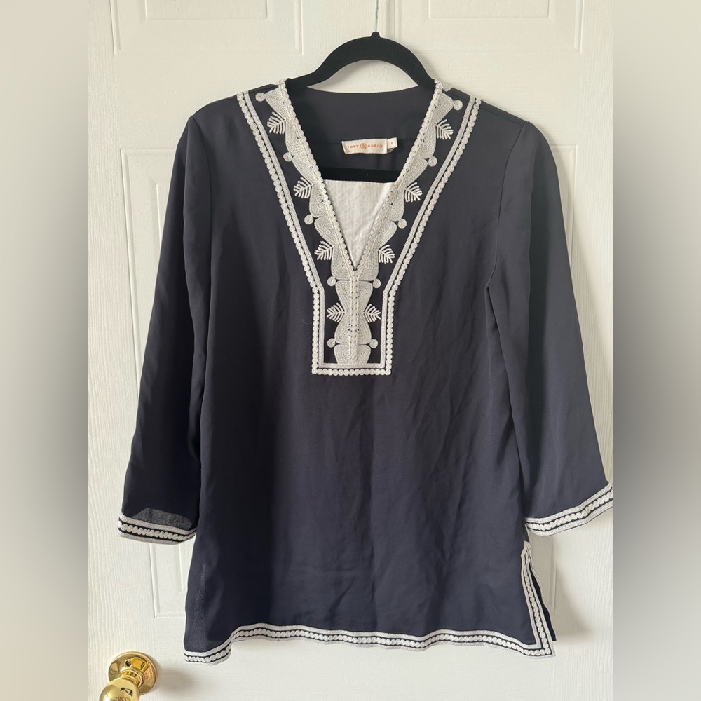 Tory Burch navy and white embroidered tunic size 4